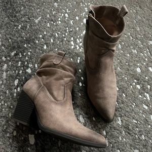 Naturalizer Soul Western Booties sz 7.5